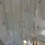 Apartment In 14994 *